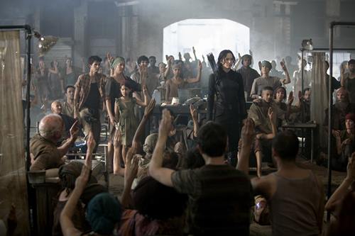 เจ๋ง! The Hunger Games: Mockingjay Part 1 ทำรายได้ถล่มทลาย