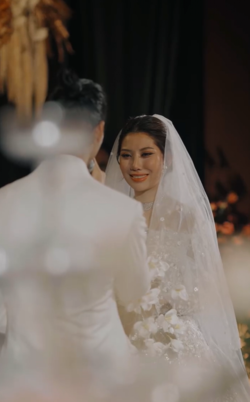 ไป่ทาคน สละโสดเเล้ว ควงไฮโซสาวลั่นระฆังวิวาห์สุดอลังฯ