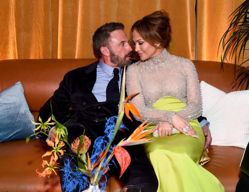 หมดรักกันเเล้ว! 2ซุปตาร์ประกาศขายคฤหาสน์หรูหลังฟ้องหย่า