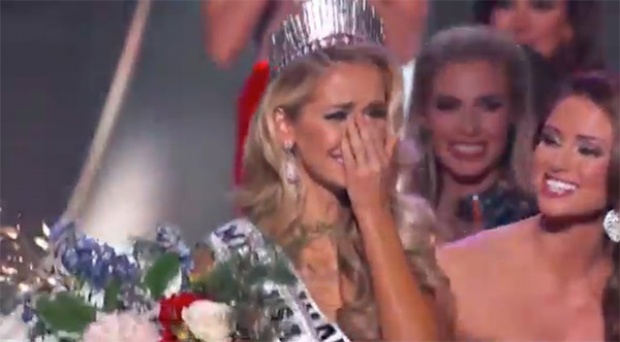 งดงาม เลอค่า รวมภาพสาวงามผู้ครองมงกุฎ  Miss USA 2015