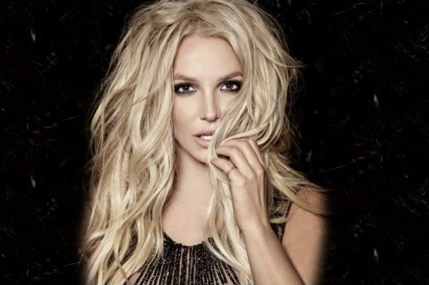 แม่มาแล้ว! Britney Spears แลนดิ้งลง กทม.แฟนคลับรอต้อนรับเนืองแน่น(คลิป)