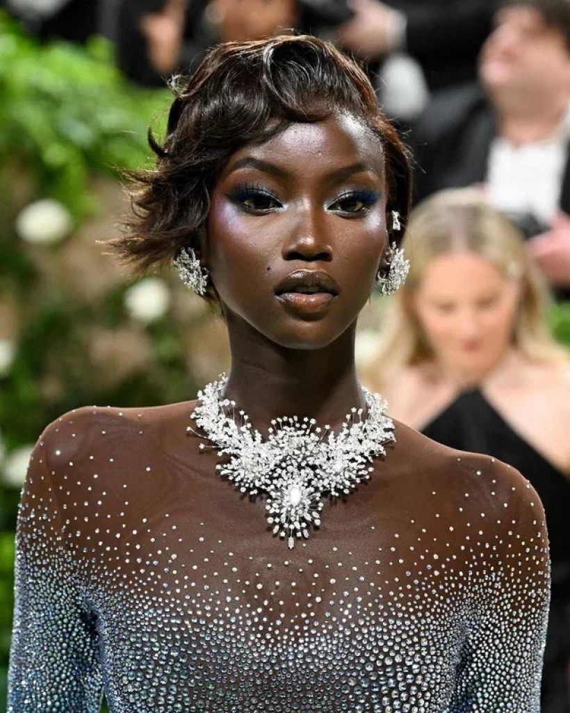 สุดยอดตัวแม่รันเวย์! Anok Yai กวาดรางวัลใหญ่ ระดับโลก