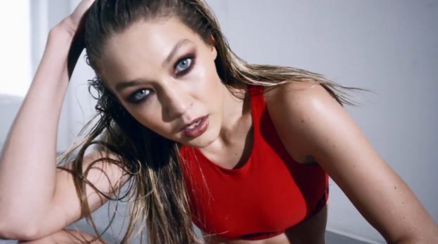 ขยี้ตาแรง!! Gigi Hadid ถ่ายแบบชุดออกกำลังกาย แต่คนโฟกัสสิ่งนี้?