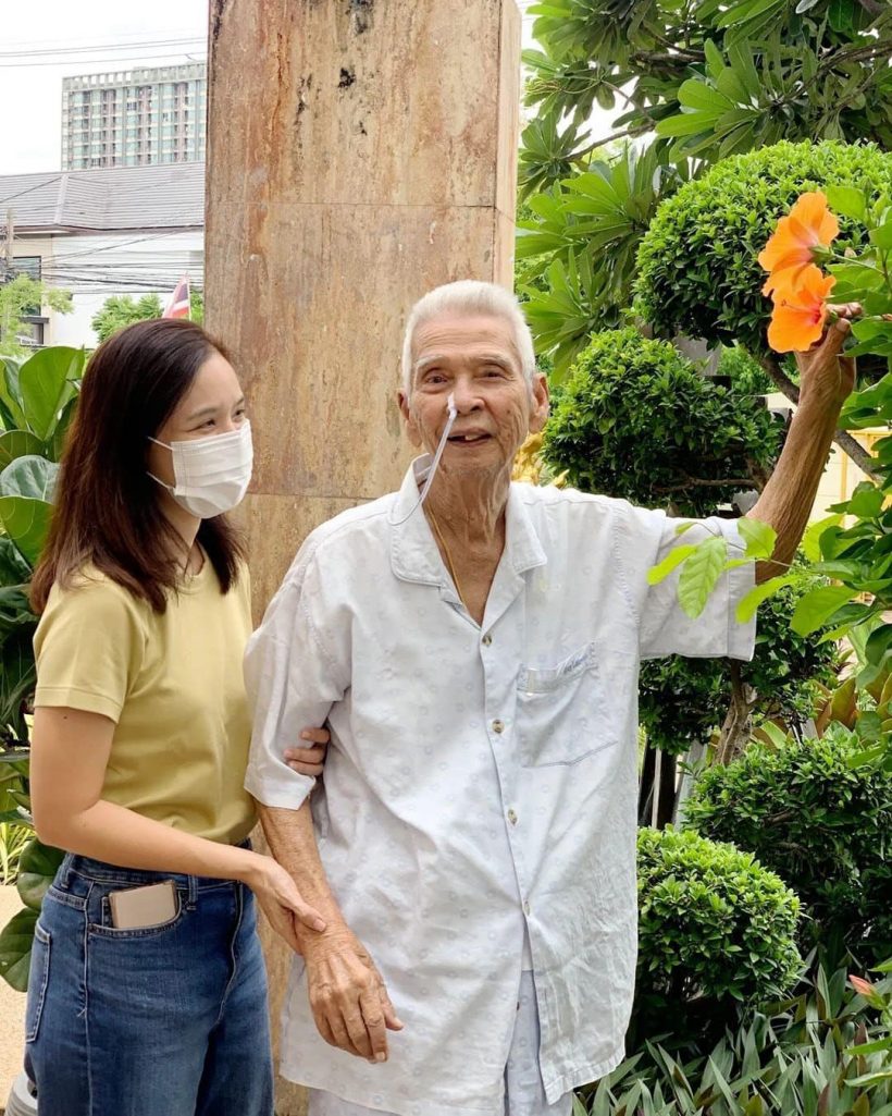 สุดอาลัย ฉลอง ภักดีวิจิตร ผู้กำกับระดับตำนานเสียชีวิตแล้ว