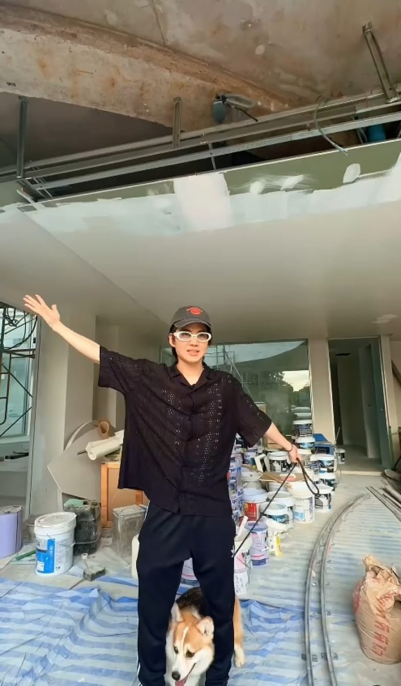บ้านใหม่กอล์ฟ พิชญะ ดีไซน์สุดล้ำ ยังไม่เสร็จแต่ตะลึงแล้ว