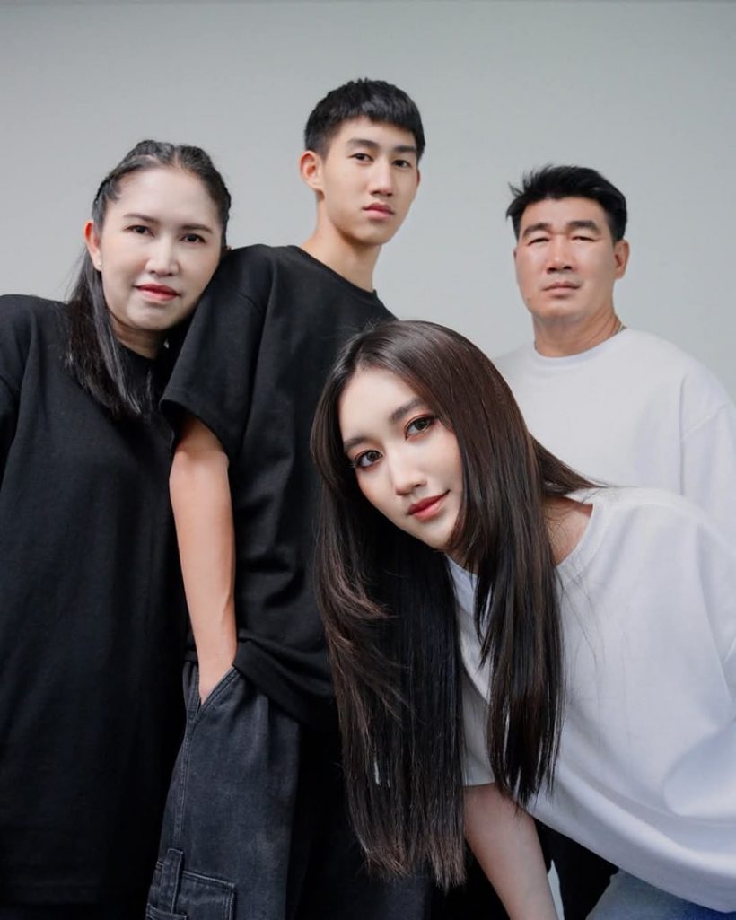สื่อดังเผย ครอบครัวเด็ก 17 ยื่นข้อเสนอสมรักษ์ ยกขันหมากสู่ขอ1.8 ล้านจบเรื่อง!