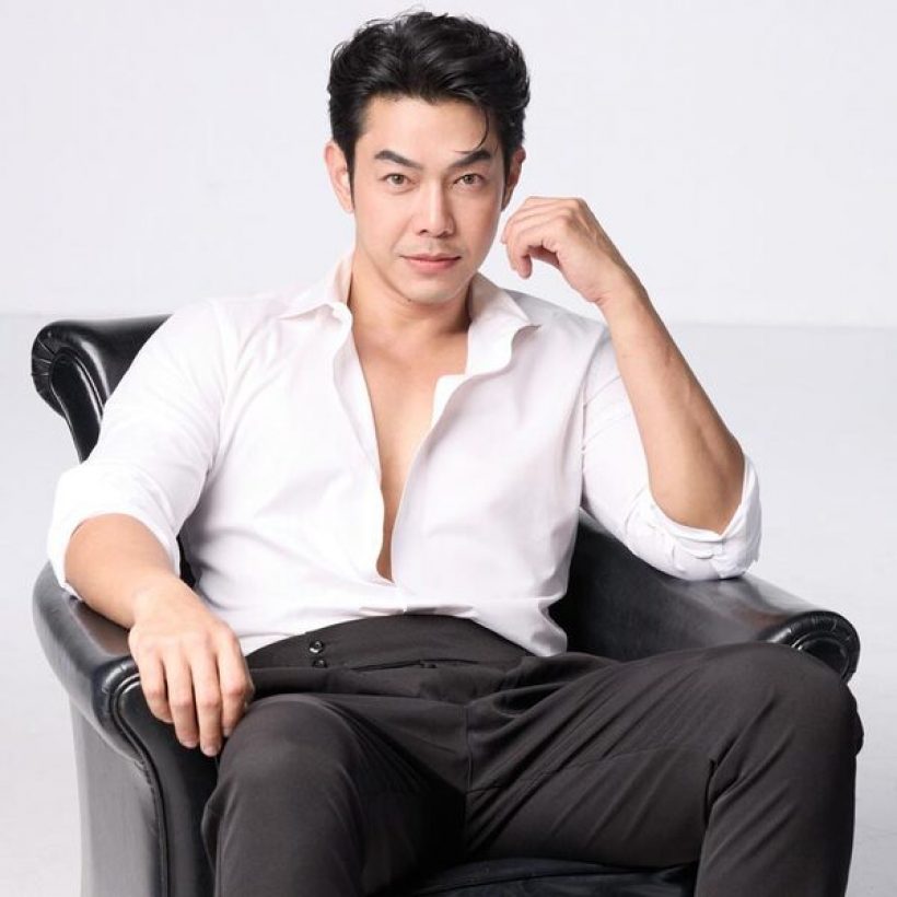 ดาราสาวดัง ก็มา!! โผล่คอมเมนต์ กลางศึกร้อน อาร์ต-อั้ม