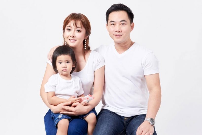 นักร้องสาวดัง ย้ำสถานะ “นี่คือสามีและลูก” พร้อมขอกำลังใจ
