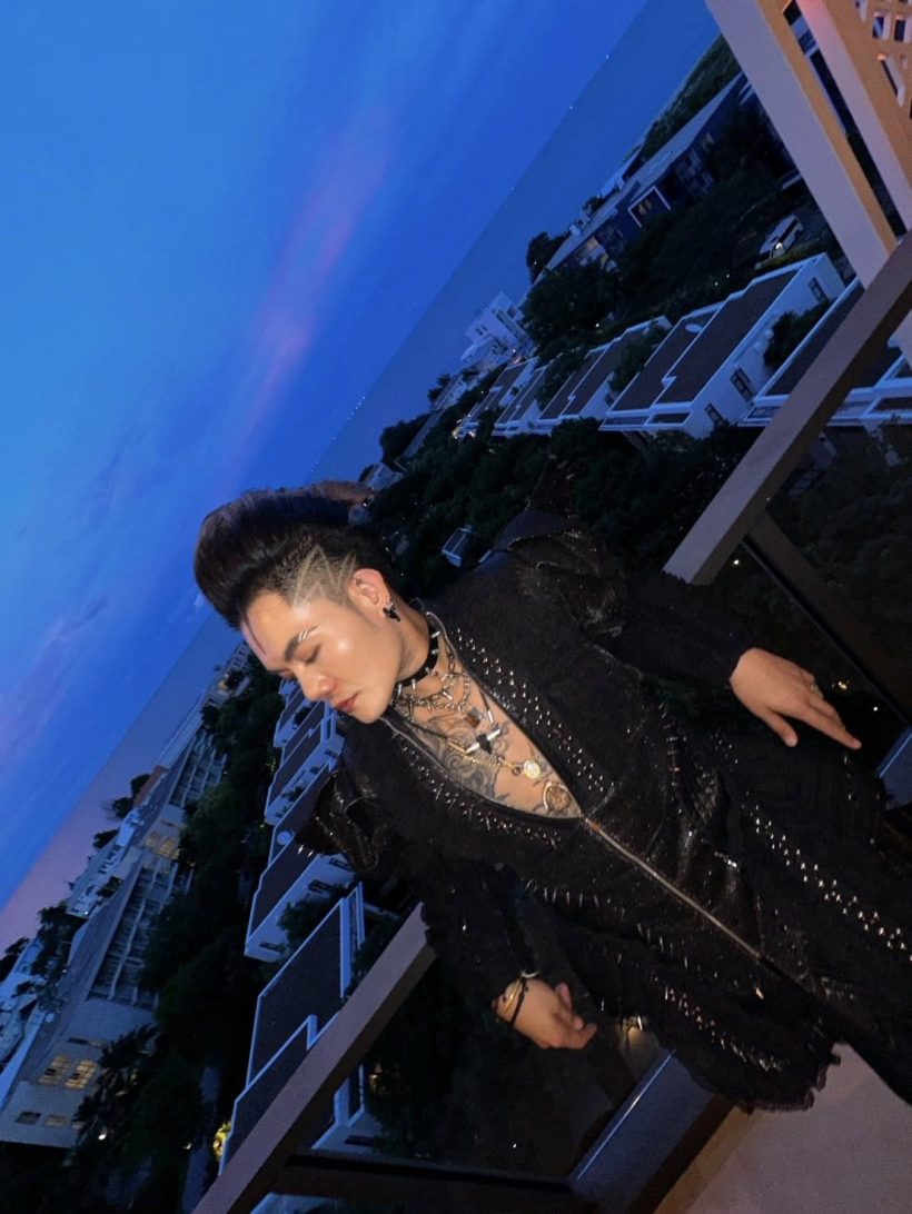 นักร้องชื่อดัง ตกใจ! ภาพหลุดพระกอดสีกา ลั่นเสียใจที่เคยกราบ