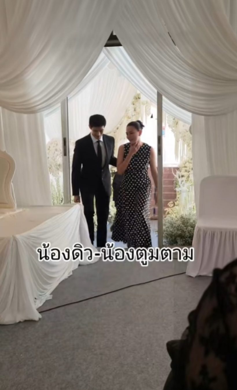 ชื่นชม พระเอกคนนี้ไม่ถือตัว โผล่ร่วมงานอาลัยคุณพ่อ ดิว อริสรา