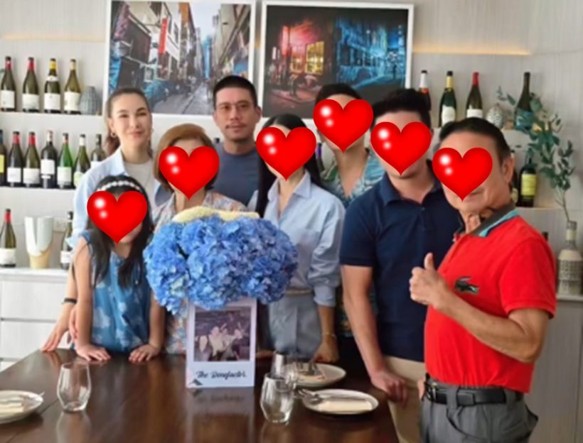 รักลงตัว!หนุ่มคนสนิทส่งดอกไม้ ให้ โบว์ เบญจวรรณ กลางกองถ่าย