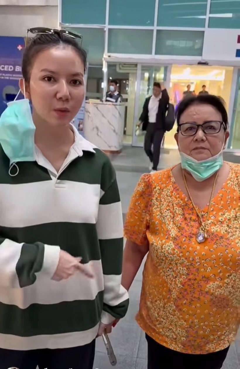 แฟนยังแซว! หวานใจดาราดัง ใส่รองเท้านี้เดินกลาง รพ. หรู