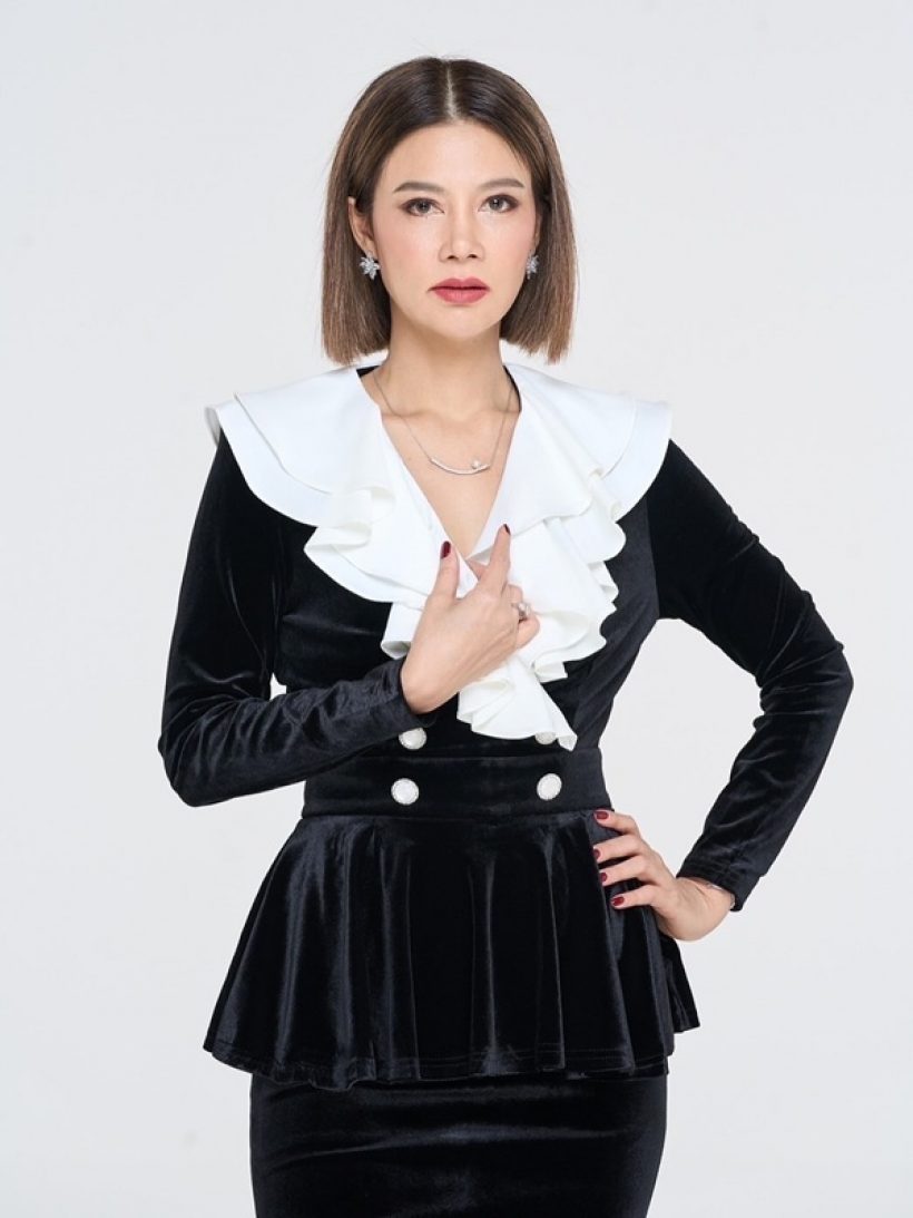 เป็นเรื่องแล้ว! ปู มัณฑนา โพสต์ภาพได้หมายศาลจาก หนุ่ม กรรชัย !