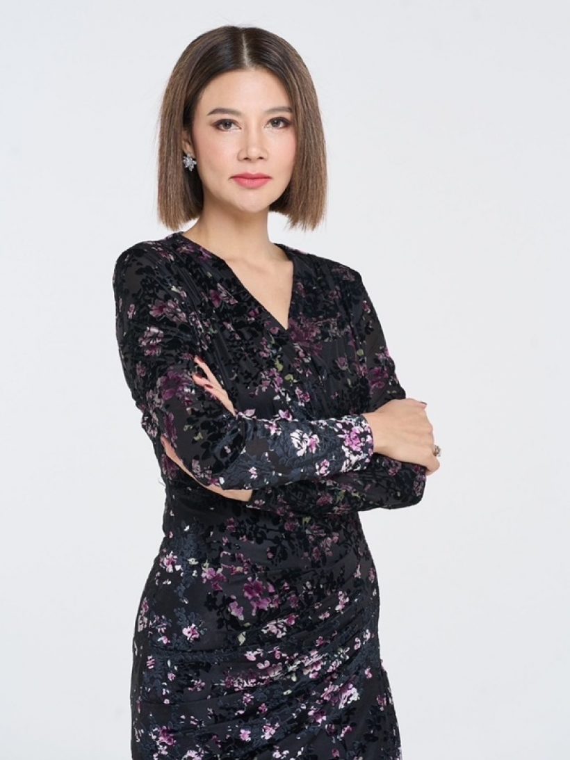 เป็นเรื่องแล้ว! ปู มัณฑนา โพสต์ภาพได้หมายศาลจาก หนุ่ม กรรชัย !