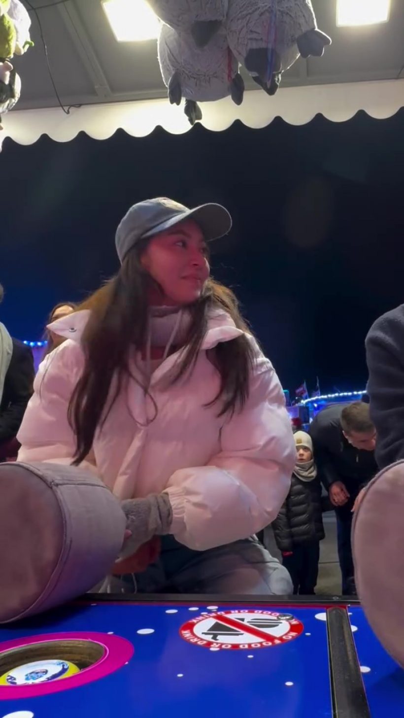 น้ำตาลเรียกพี่! เบลล่า ควง วิล ชวิณ ท้าลมหนาว ช็อตนี้คนโสดตายเรียบ