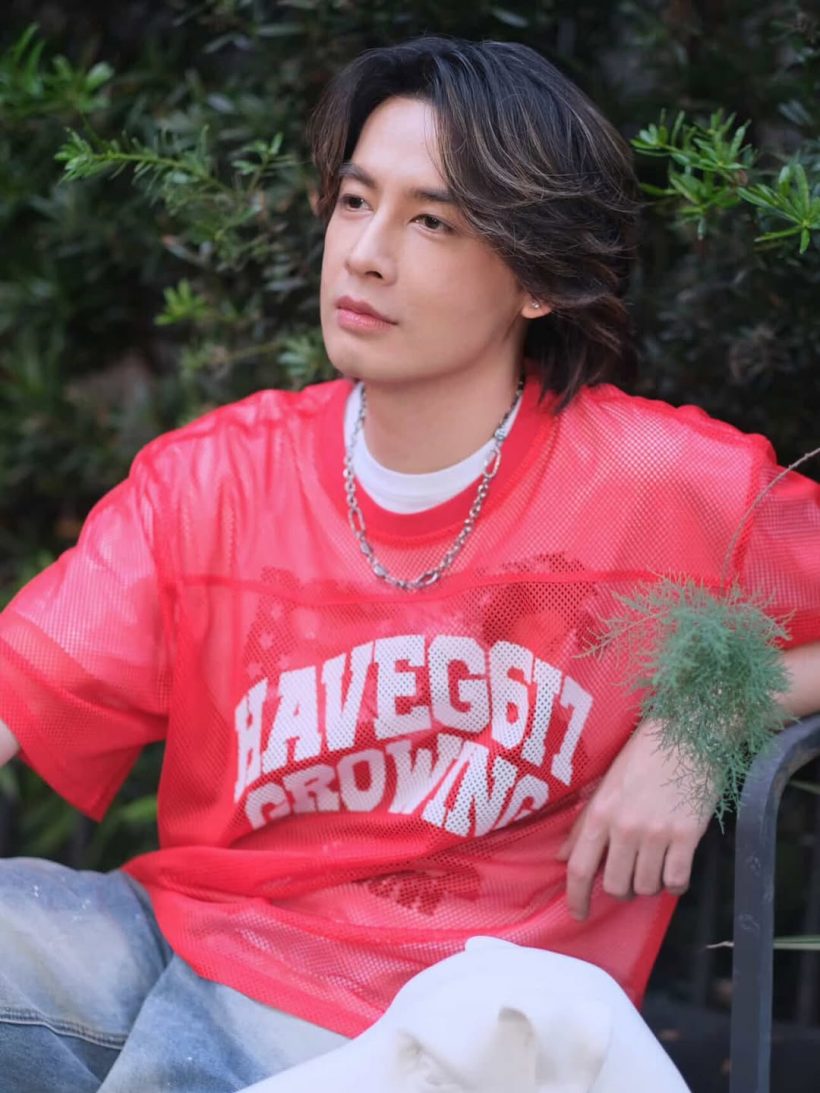 ภาพล่าสุด ออย ธนา ทำเเฟนๆขยี้ตารัวๆ อายุจริงเท่าไหร่