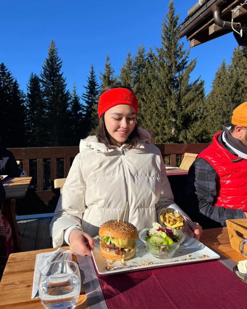 ทริปหมื่นล้าน! บ้านรังษีสิงห์พิพัฒน์ ยกตระกูล เผยโมเมนต์หาดูยาก