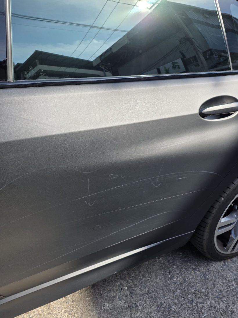 อยู่ดีๆก็งานเข้า! ภูวินทร์ เดือด! โดนมือดีขูดรถหรู