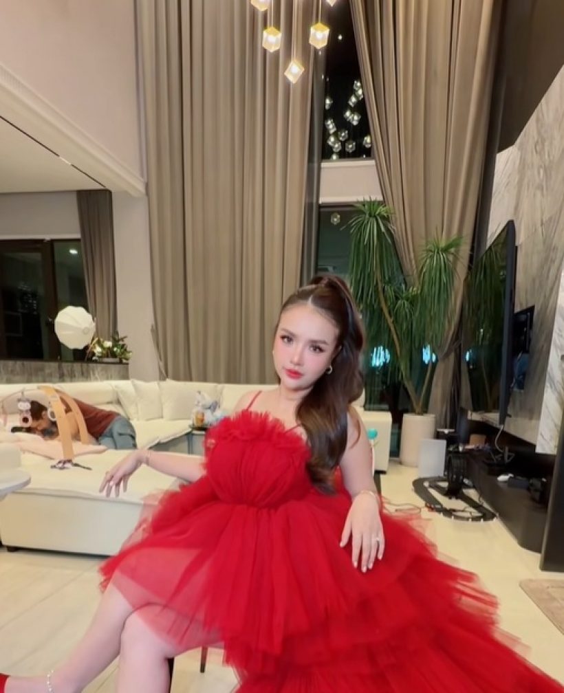 ดาราสาวดัง เจอชาวเน็ตแนะรีบลดน้ำหนัก ตัวใหญ่ขึ้นมาก