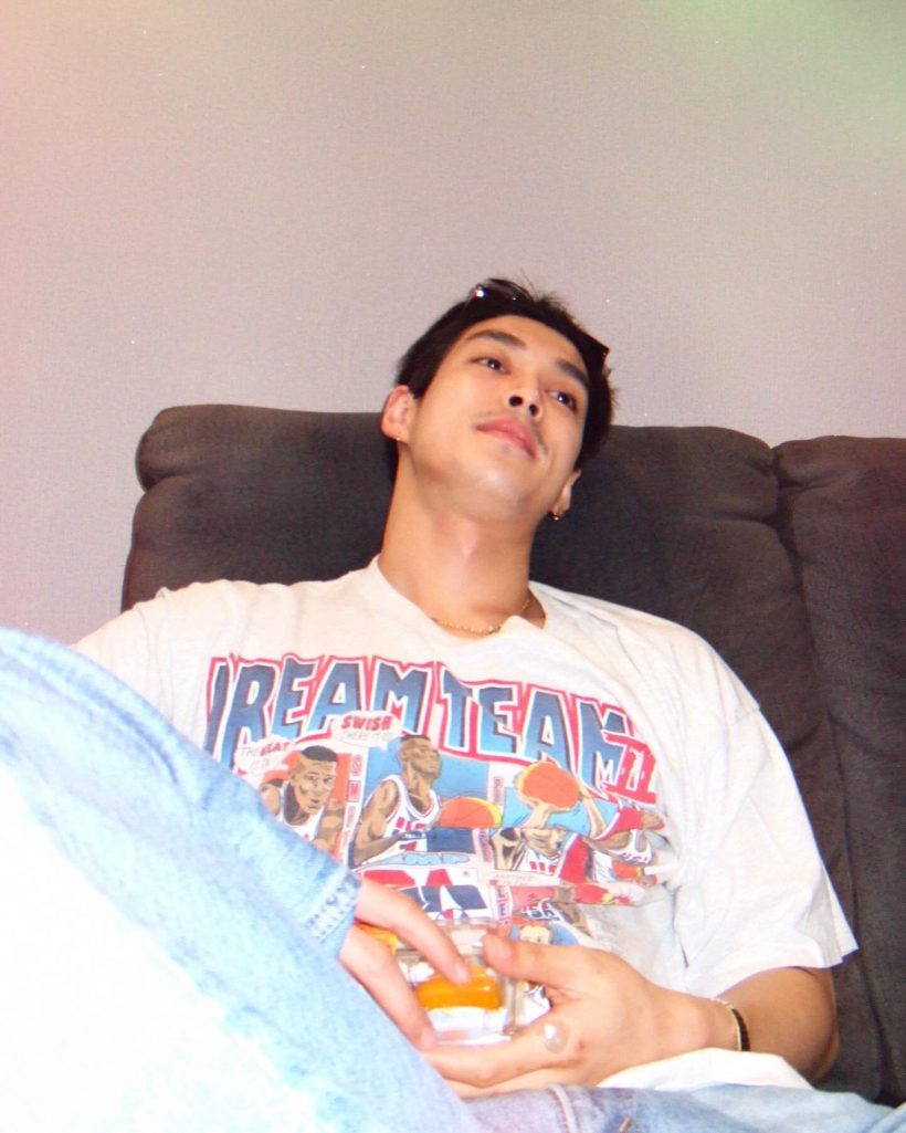 งู้ย..กระทิงโชว์ LoveTag ปริศนา ติดหรากลางแก้วจองแล้วครับ