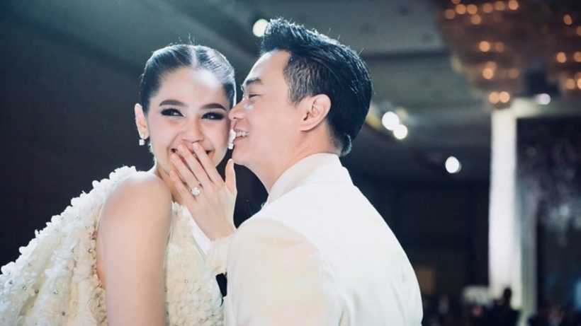 ชมพู่ อารยา เผยความรักหลังมีลูก 3 คน ต่างจากแต่ก่อน?