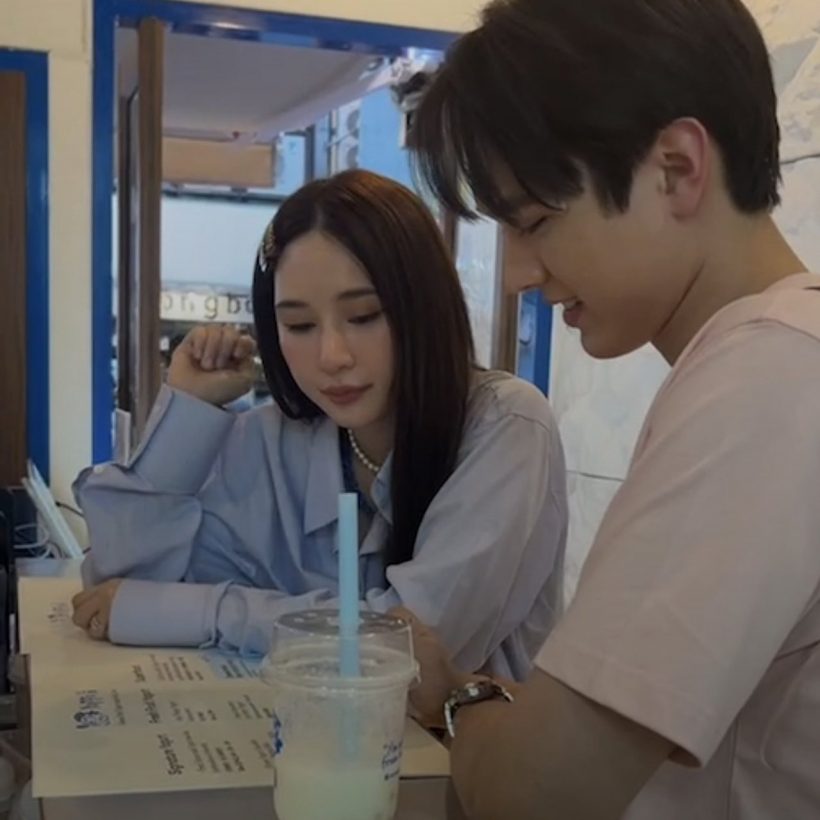 คู่จิ้นรีเทิร์น?พระเอกบุกเซอร์ไพรส์พร้อมดอกไม้ แฟนคลับน้ำตาซึม