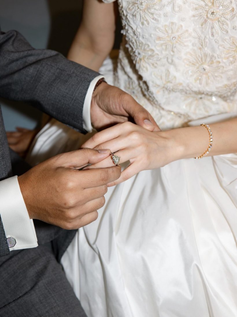 หล่อสวยสะท้านวงการ! แทนลิปตา ควงแขนพราว สละโสด