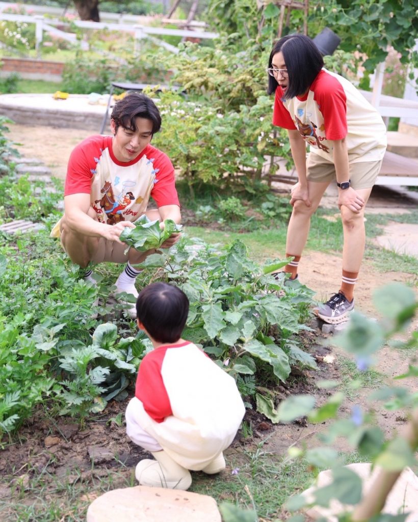 คู่รักปรับตัวสู้วิกฤตน้ำมันแพง โชคดีที่บ้านเลี้ยงไก่-ปลูกผักไว้
