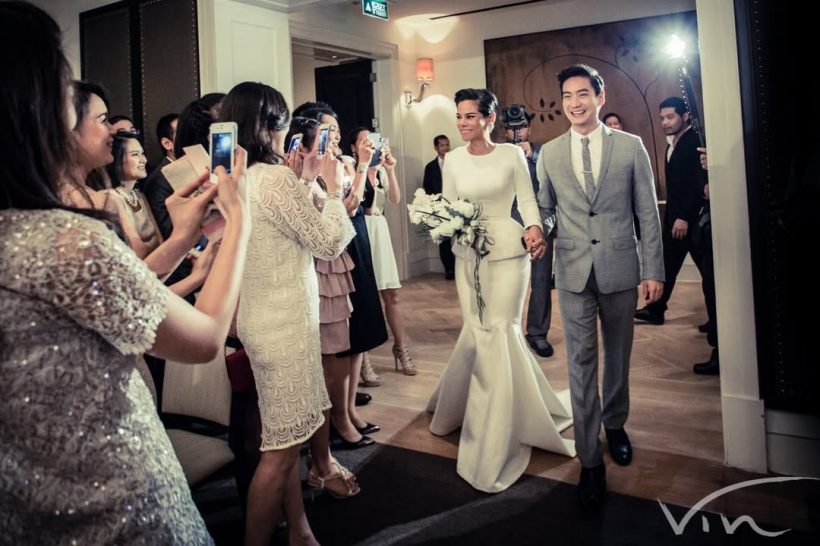 ไม่เหมาะแล้วไง? คู่นี้รักยังแน่น แต่งงานครบ 12 ปีแล้ว