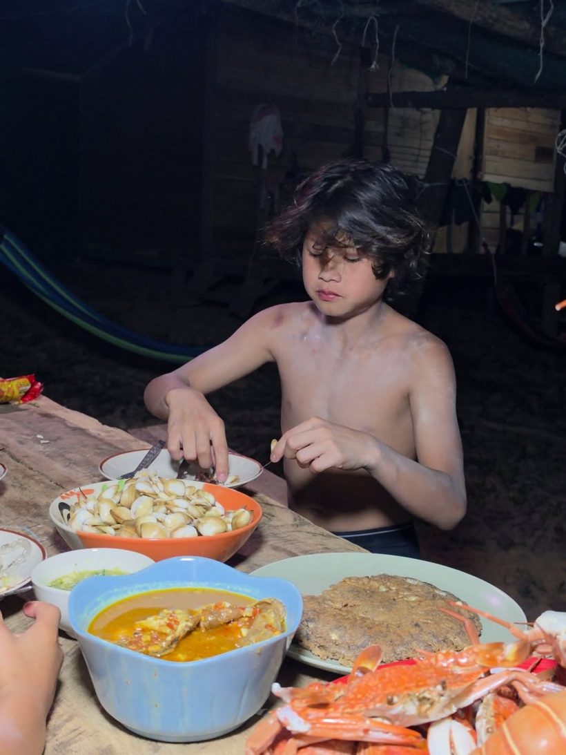 ครอบครัวนี้รวยมาก แต่สอนลูกดีมาก พาใช้ชีวิตเรียบง่ายสุดๆ