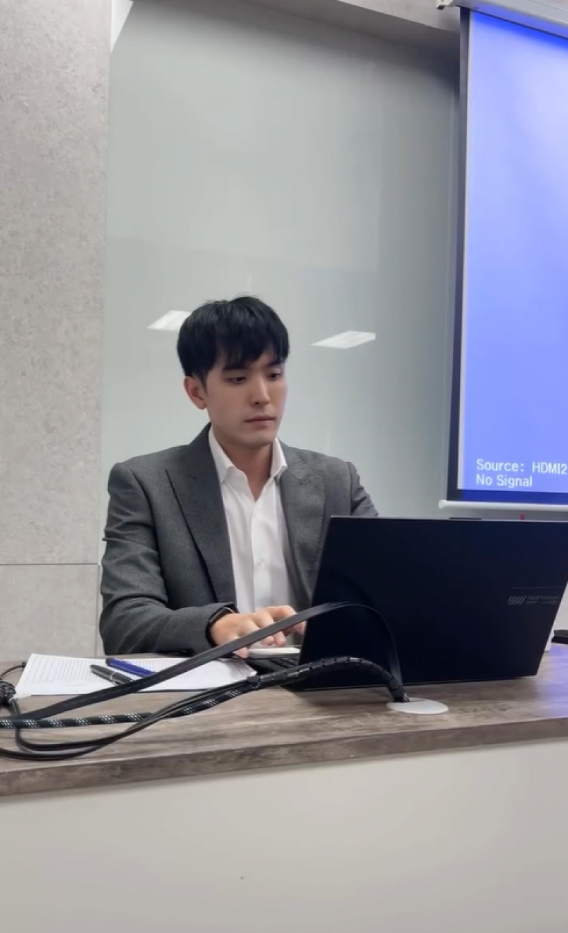 เฉลยเเล้ว ดาราหนุ่มคนนี้หายไปไหน ที่เเท้ผันเป็นทนายความ