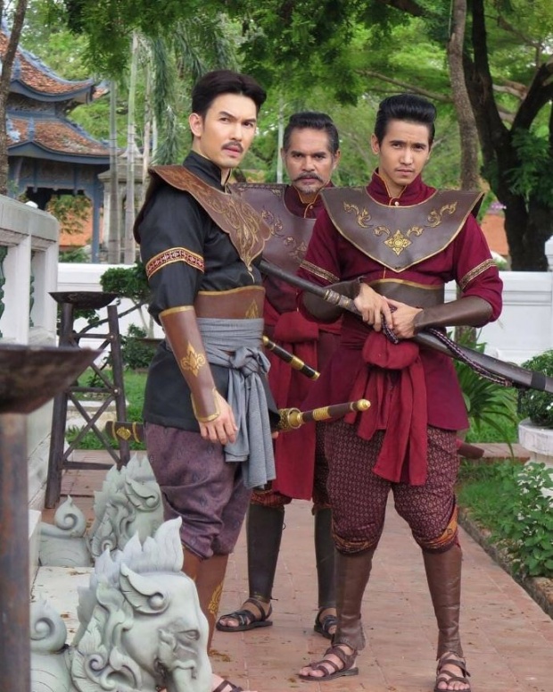 หรือจะเป็น “บุพเพสันนิวาส” เมื่อ “ครูแอ้นท์-ก๊อต จิรายุ” มาเจอกันถึง 3 เรื่อง 3 ยุค 3 สไตล์