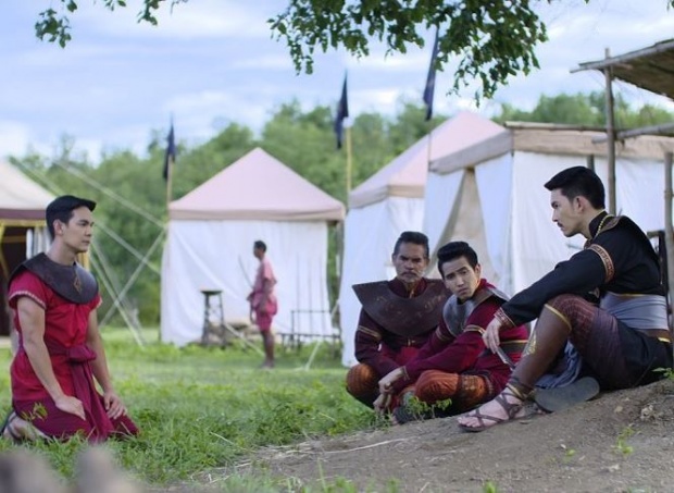 หรือจะเป็น “บุพเพสันนิวาส” เมื่อ “ครูแอ้นท์-ก๊อต จิรายุ” มาเจอกันถึง 3 เรื่อง 3 ยุค 3 สไตล์