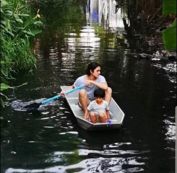 แน็ก ชาลี โพสต์ร่ายยาว เผย! ชีวิตช่วงนี้ไปไหนมีแต่คนขอถ่ายรูป