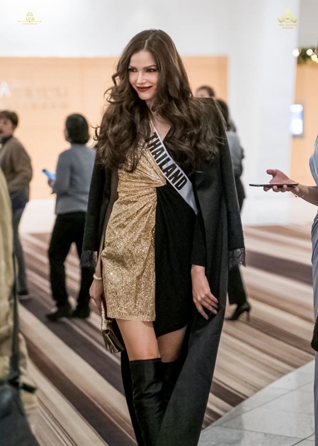 สวยฟาด! ฟ้าใสลุคล่าสุด เเต่งตัวจัดเต็มเจิดจรัสในงานดินเนอร์หรู Miss Universe 2019 