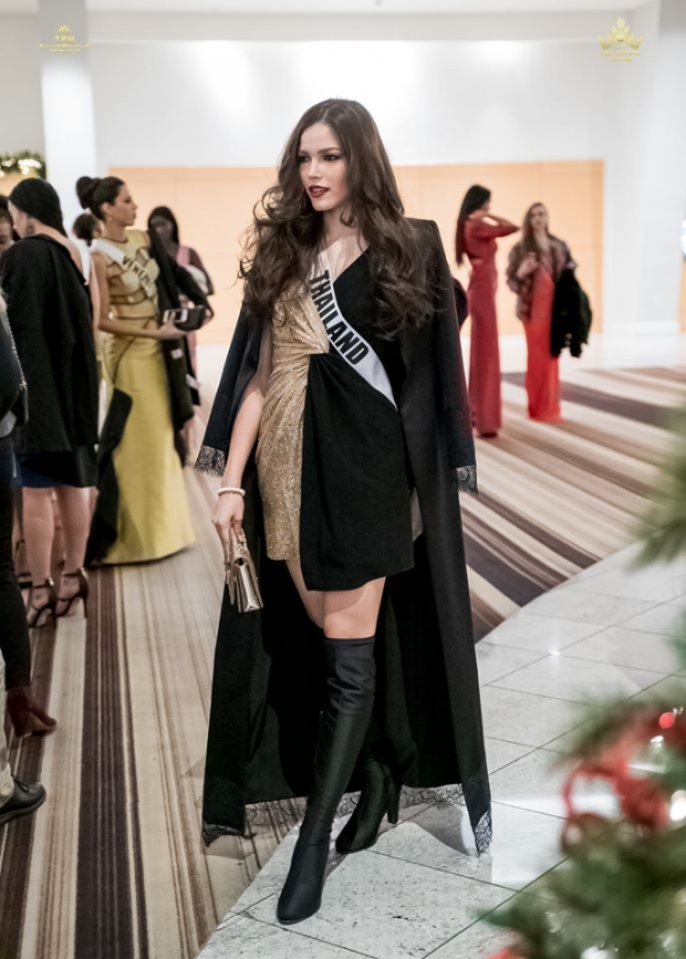 สวยฟาด! ฟ้าใสลุคล่าสุด เเต่งตัวจัดเต็มเจิดจรัสในงานดินเนอร์หรู Miss Universe 2019 