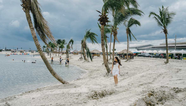 ทัวร์อาณาจักร 500 ไร่ของ  สายเชีย สร้างชายหาดที่ จ.นครปฐม 