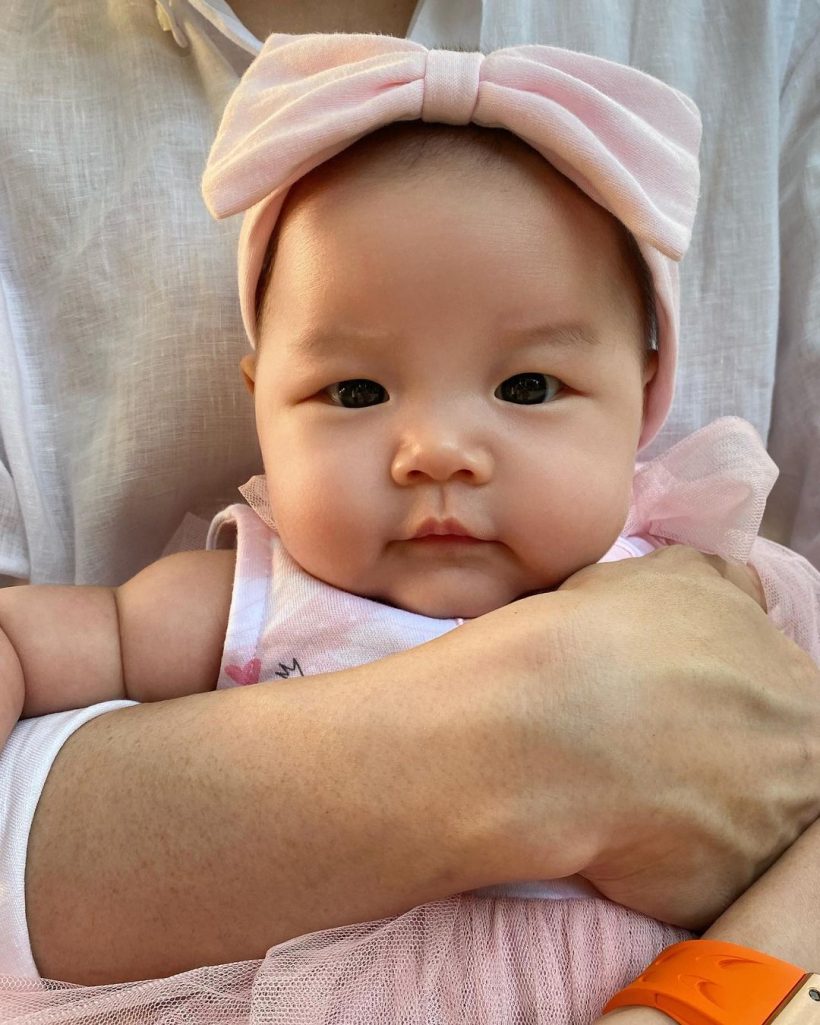 มิว เปิดภาพสุดพีคอย่าปล่อยลูกสาวไว้กับพ่อ จะขำหรือสงสารก่อนดี