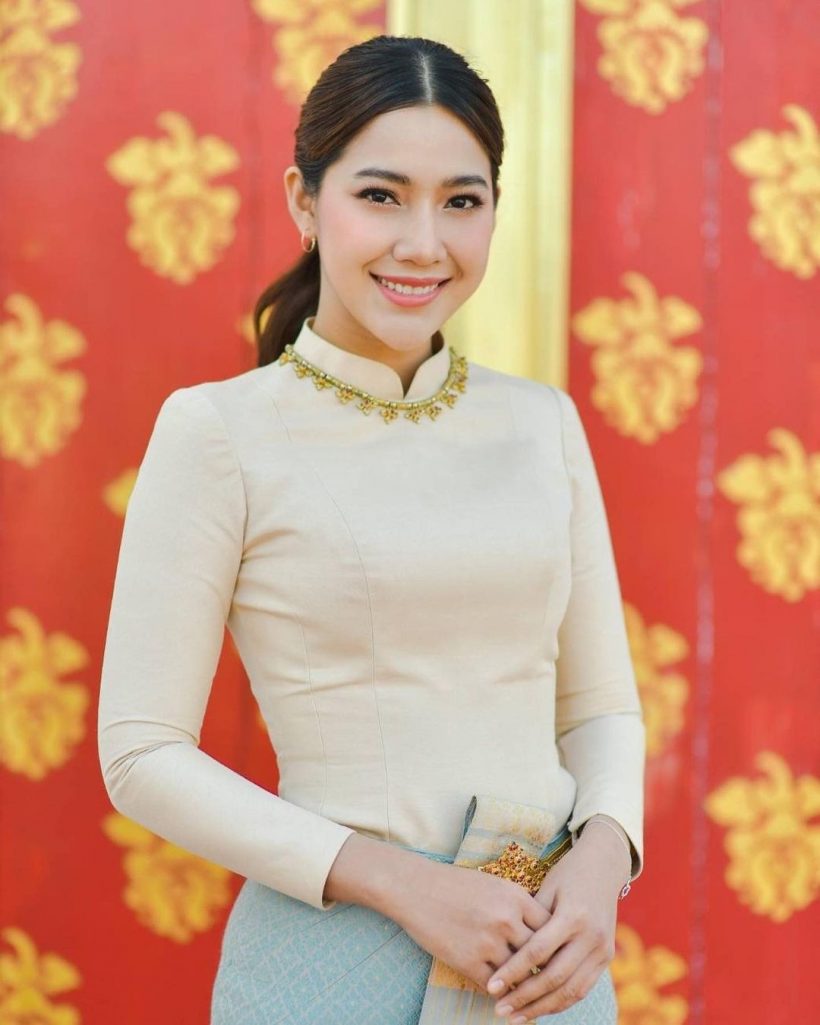 เเห่ยินดี! คู่พระนางช่อง 3 เเต่งชุดไทยสวยหล่อ หรือจะมีข่าวดีเเล้ว