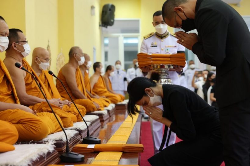 รวมบรรยากาศพระราชทานเพลิงศพ อาต้อย เศรษฐา 