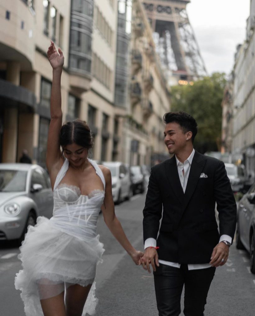ชื่นมื่น! นางเเบบดัง ควงเเฟนหนุ่มนักฟุตบอล เข้าพิธีเเต่งงานที่อิตาลี