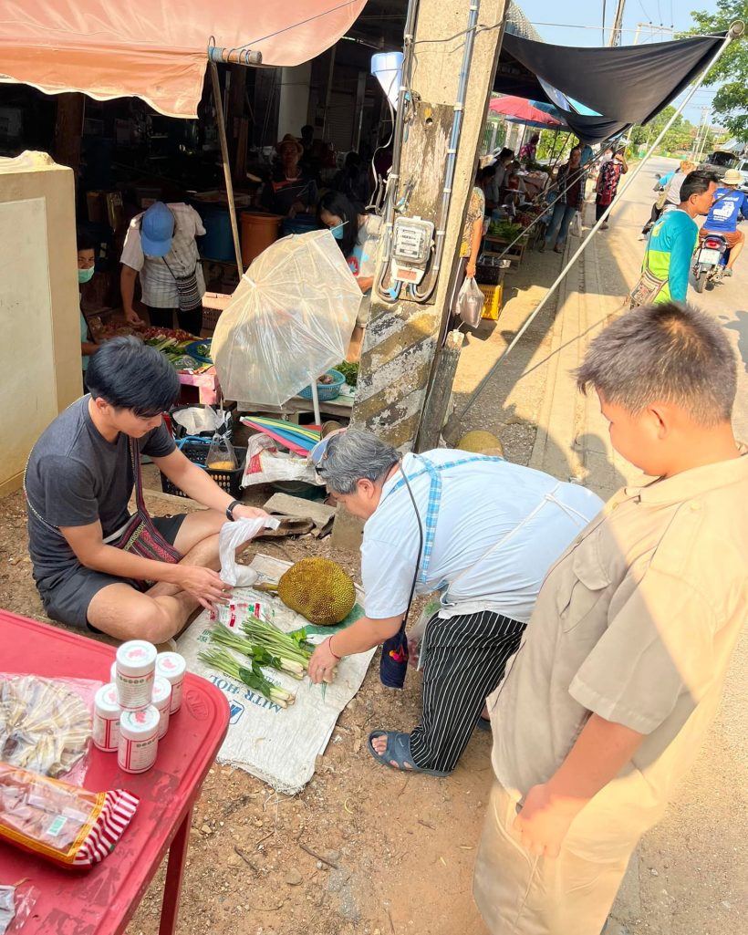  เผยชีวิตนอกจอดาราดาวร้าย นุ่งโสร่งติดดินง่ายๆสไตล์บ่าวไทบ้าน