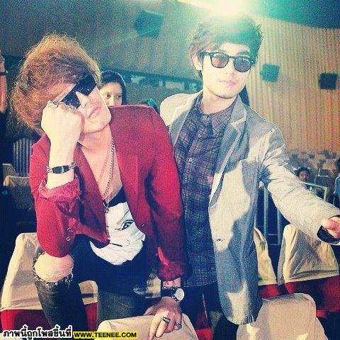 Pic < < < พี่ ๆ วง The Mousses หล่อ เท่ 