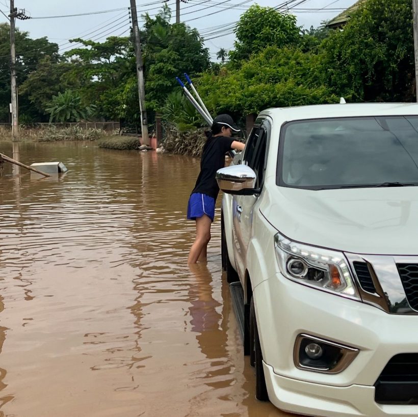 ริชชี่ อรเณศ เปิดสภาพบ้านหลังน้ำลด เห็นแล้วเหนื่อยแทนเลย