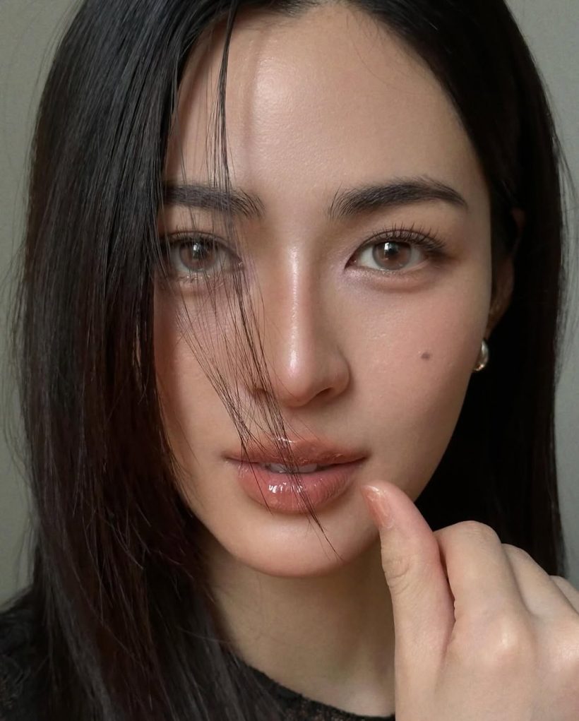 คลินิกเปิดโผล นางเอกดัง ขึ้นเเท่นต้นแบบหน้าสวยในฝัน สาวๆเเห่ยื่นเรฟ