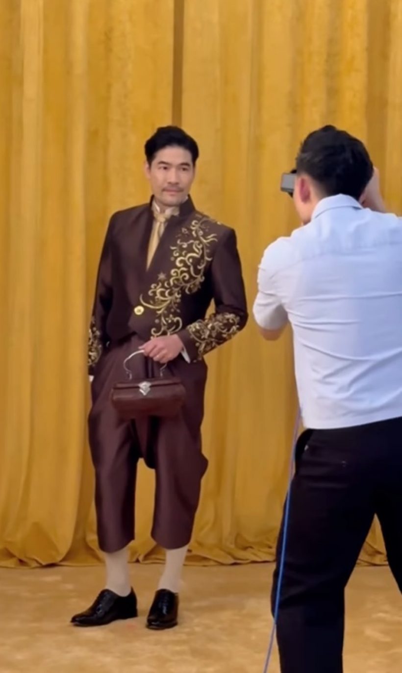 โก้เก๋ยืนหนึ่ง! วู้ดดี้ ใส่ชุดไทยสู่สายตาโลกสะกดทั้งฮอลลีวูด