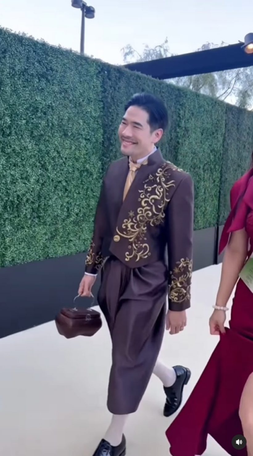 โก้เก๋ยืนหนึ่ง! วู้ดดี้ ใส่ชุดไทยสู่สายตาโลกสะกดทั้งฮอลลีวูด