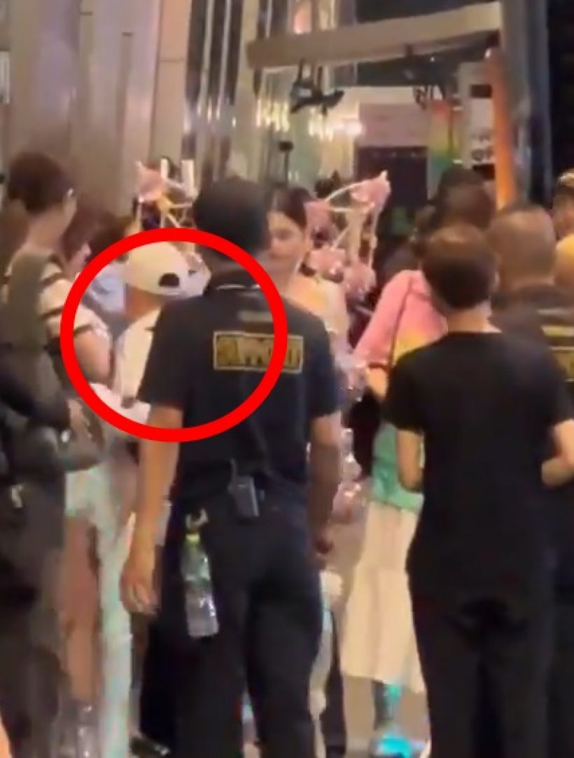 สุดระทึก!เปิดนาที ซาแซงคลั่งเกินเบอร์โดดเข้าใส่ดาราสาวชาวไทย