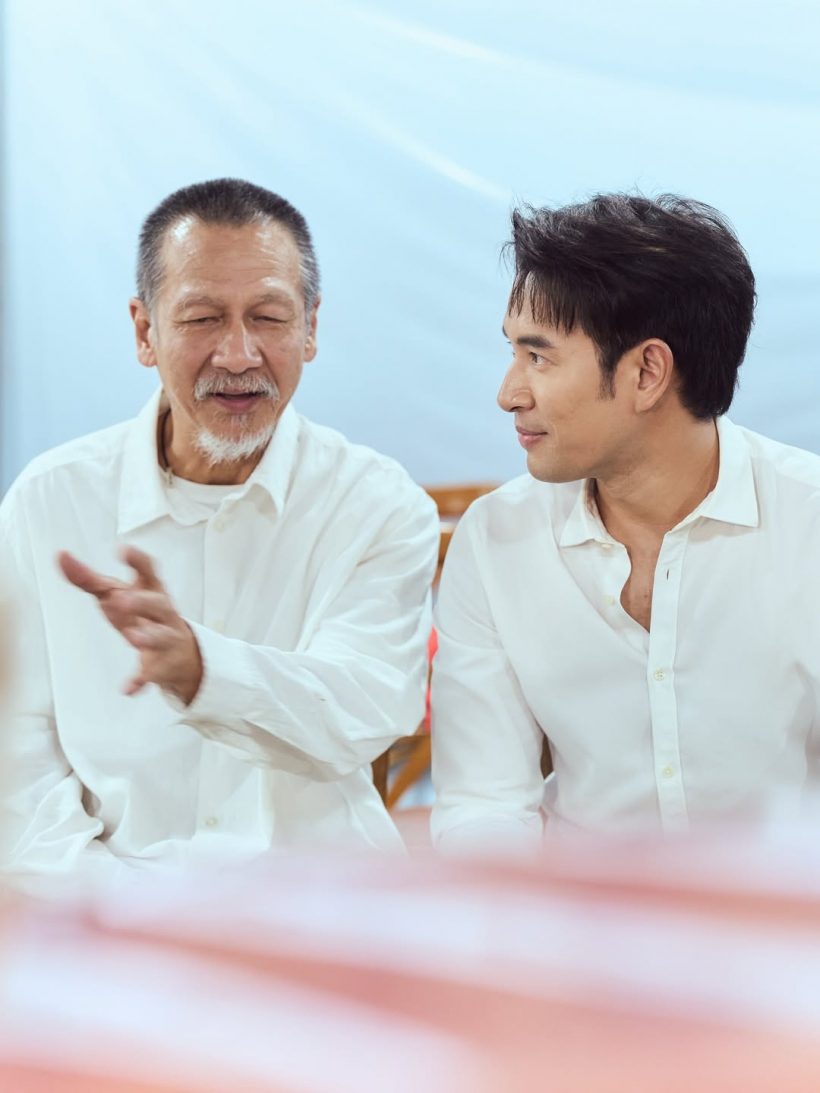 ไม่พลาด! พระเอกตัวท็อปช่อง 3 โผล่ร่วมอนุโมทนาบุญกับสามเณรีเจนี่