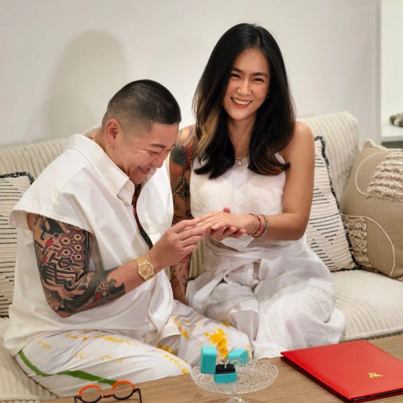 คู่นี้รักมั่นคงมาก!! 16ปี สาวอื่นให้ท่า ก็ไม่เคยเหลือบมองสักนิด